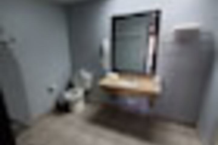 Room 74 of 177