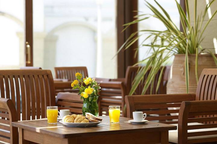 Room Service Photo