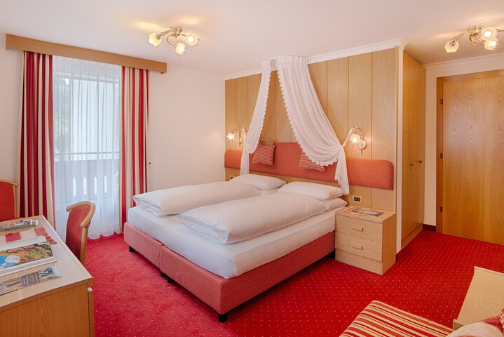 Room 5 of 55