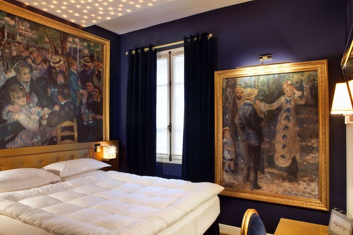 Room 8 of 20