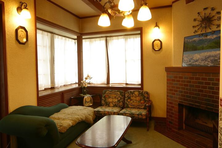 Hotel Interior 4 of 40