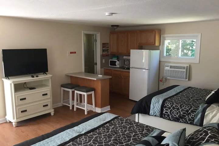 Room 5 of 14
