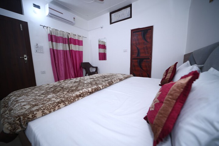 Room 15 of 39