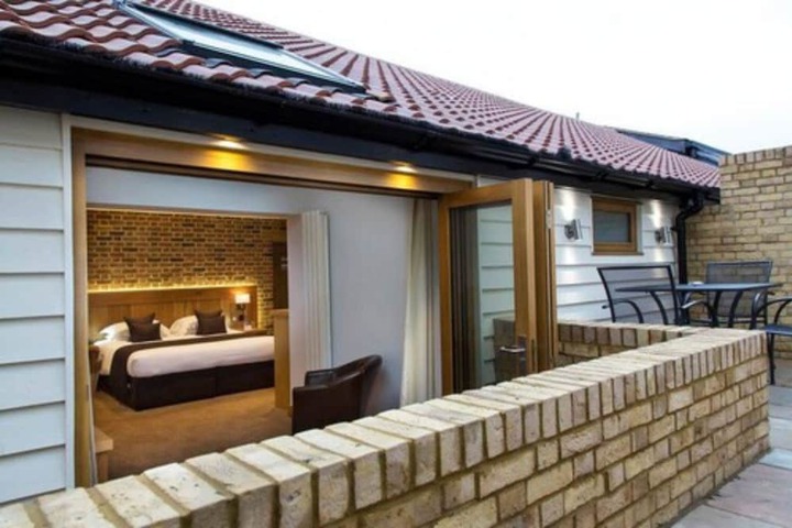 Terrace/Patio 50 of 92