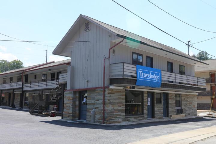 Bales Motel