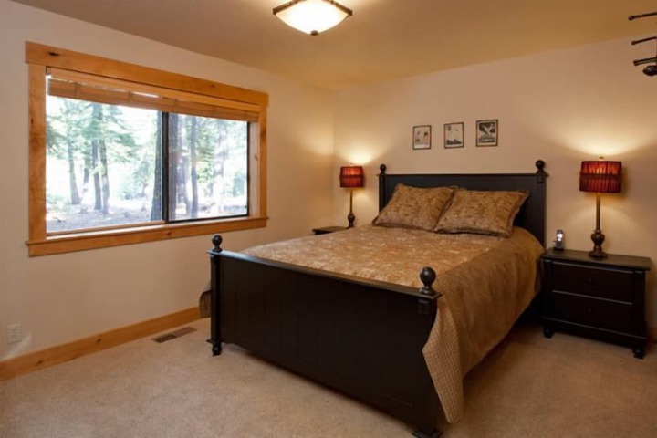Room 2 of 18