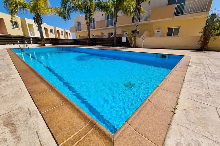 Pool 8 of 13