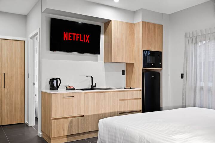 Room 15 of 27