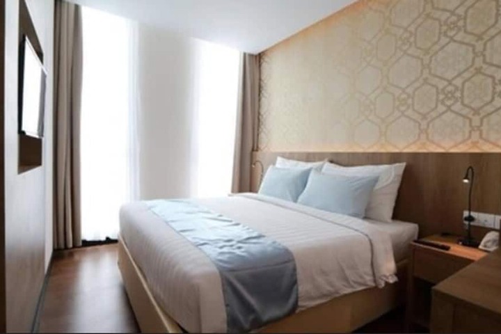 Room 5 of 54