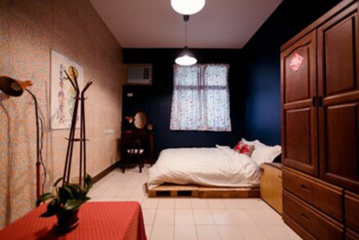 Room 40 of 56