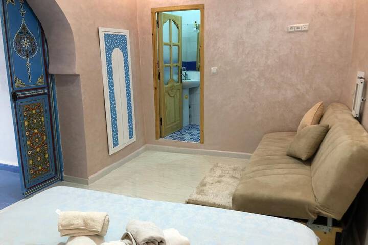 Room 18 of 51