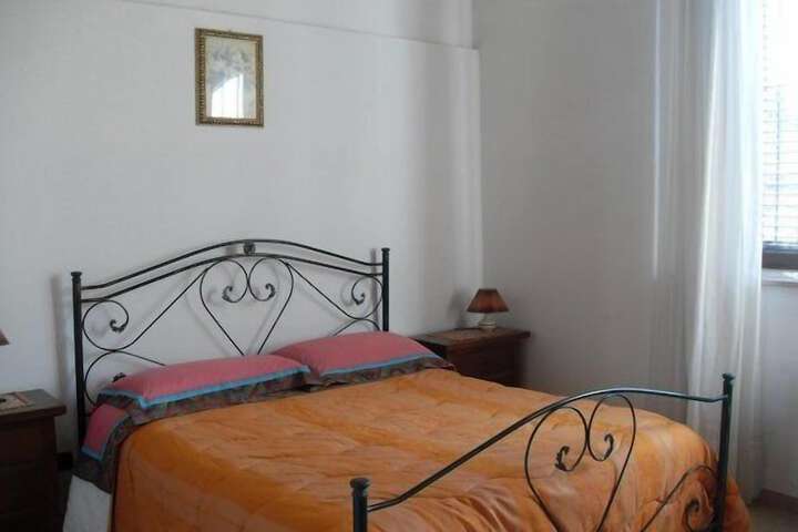 Room 16 of 68