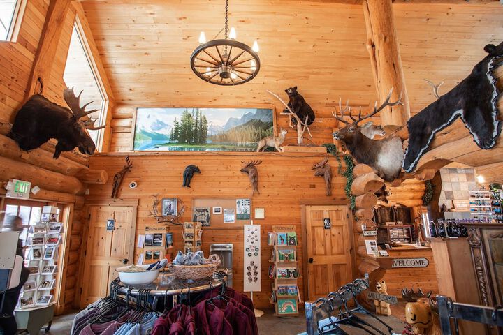 Hotel Interior 4 of 292