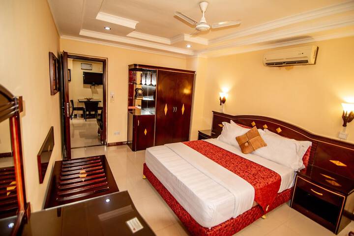 Room 13 of 54
