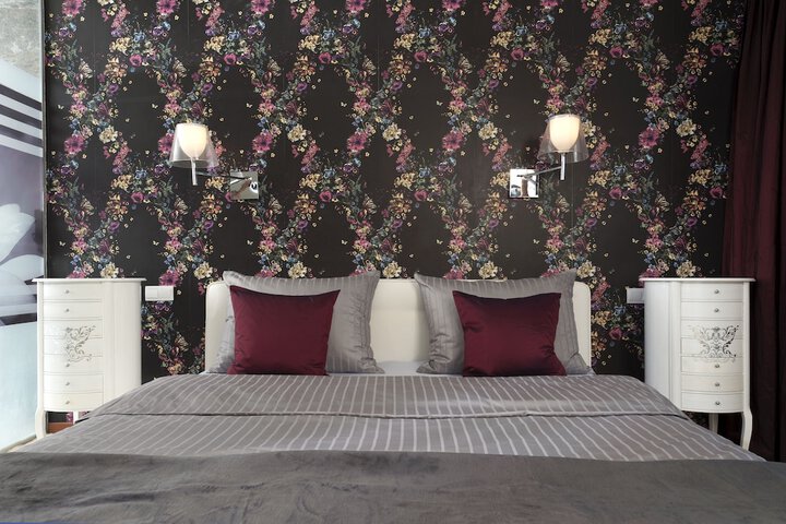 Room 21 of 104