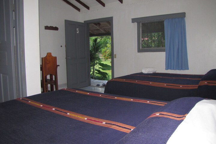 Room 6 of 60