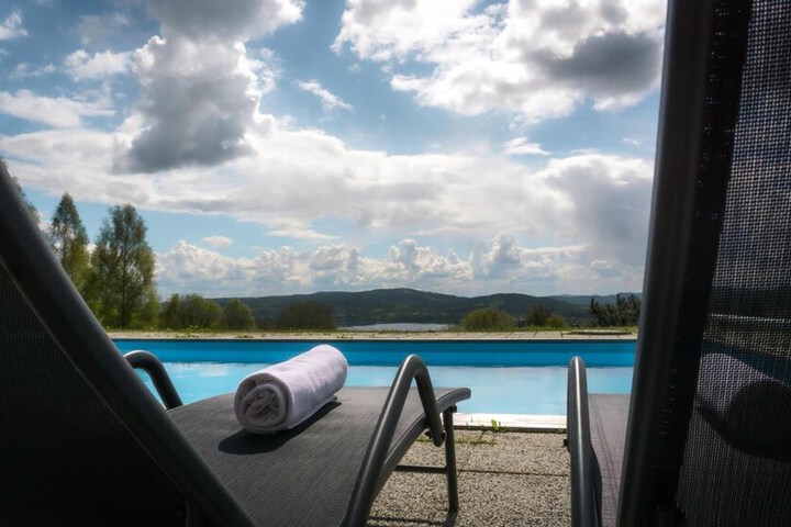 Pool 23 of 45