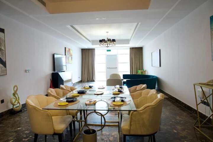 Room 35 of 100