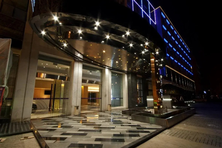 ART SENSES HOTEL & PLACE