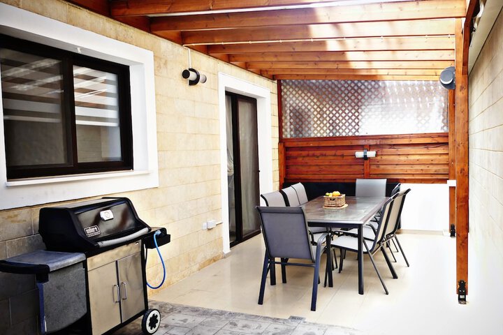 Terrace/Patio 88 of 131
