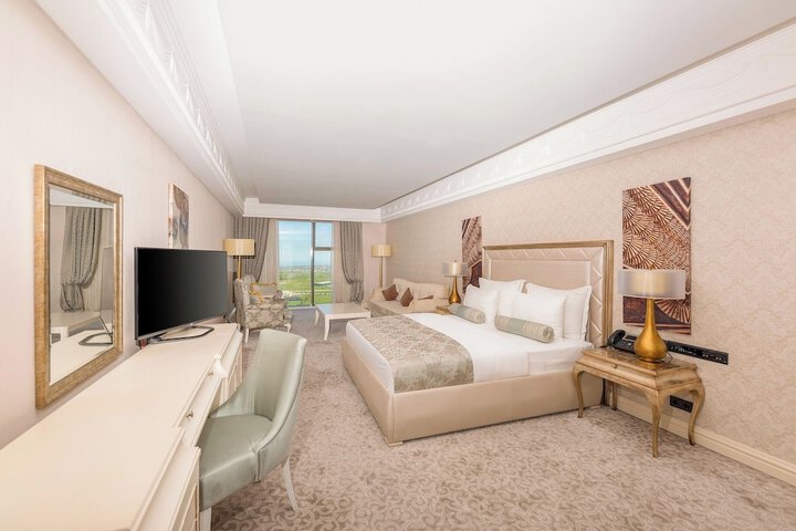 Room 8 of 54