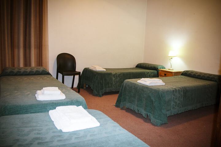 Room 4 of 40