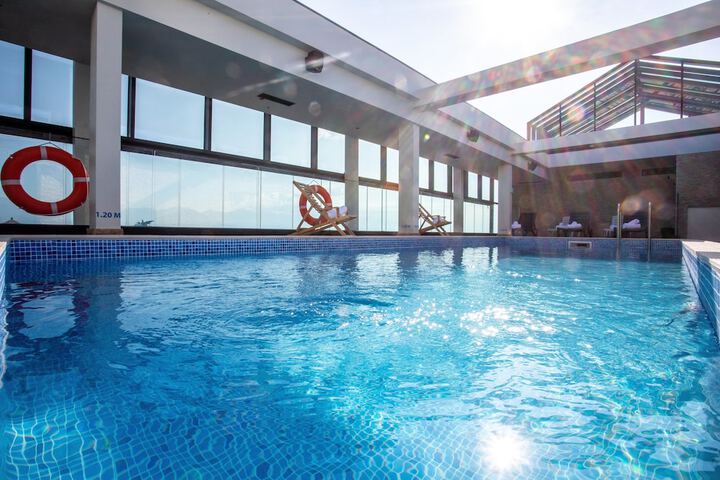 Pool 38 of 112