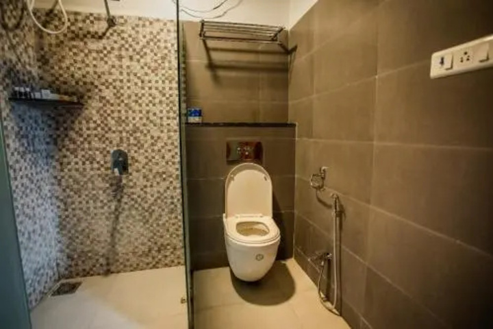 Room 8 of 21