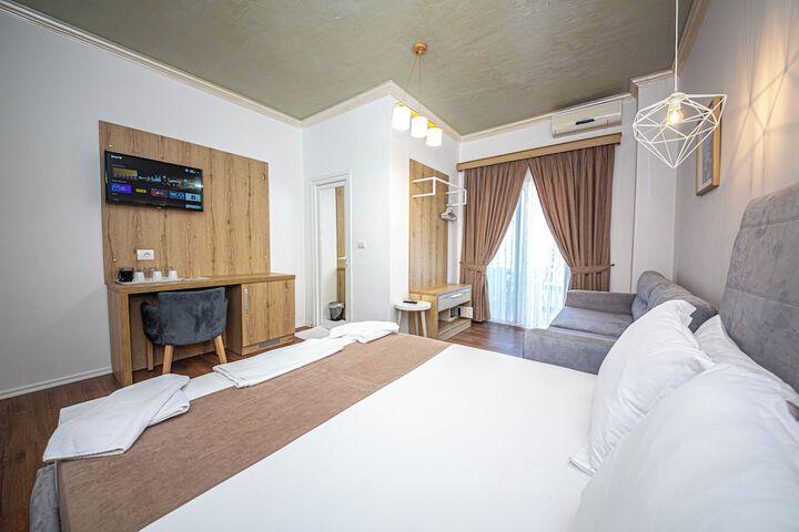 Room 14 of 56