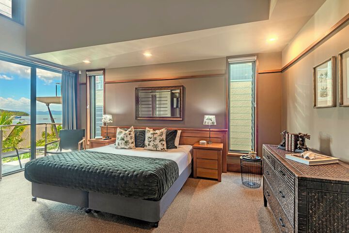 Room 17 of 53