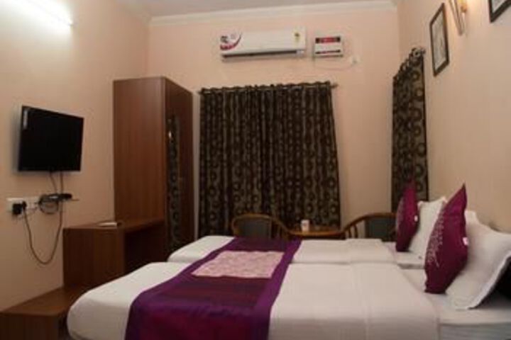 Room 18 of 22