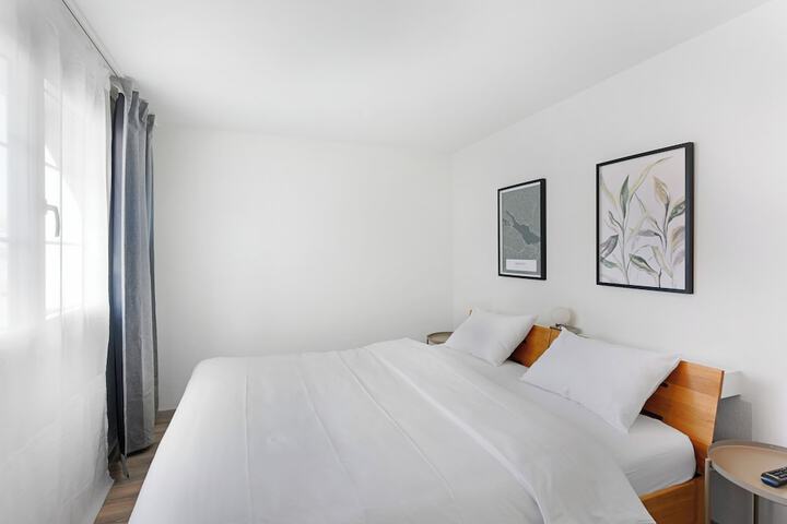 Room 26 of 62