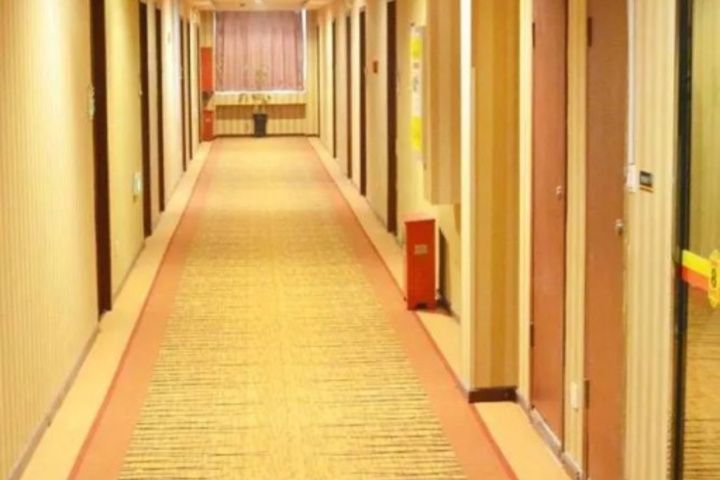 hotel_rooms
