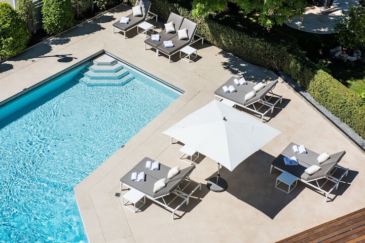 Pool Hotel