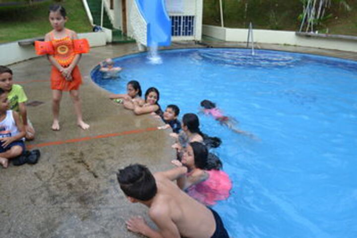 Pool 43 of 56