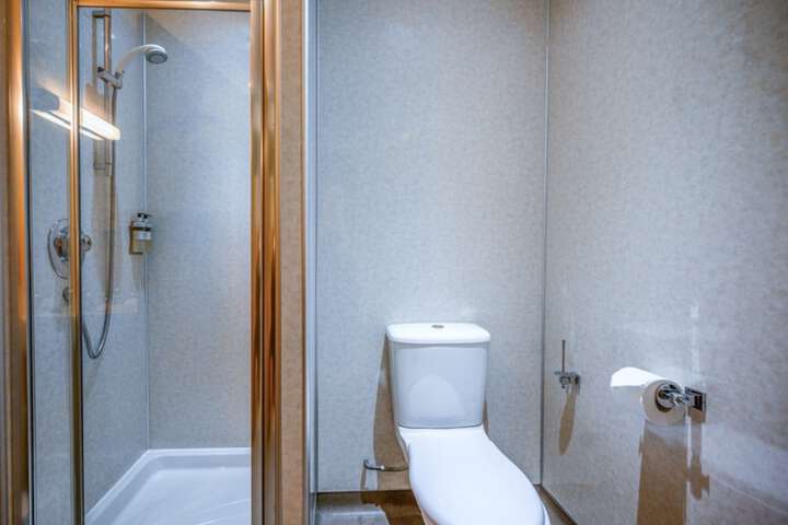 Room 14 of 46