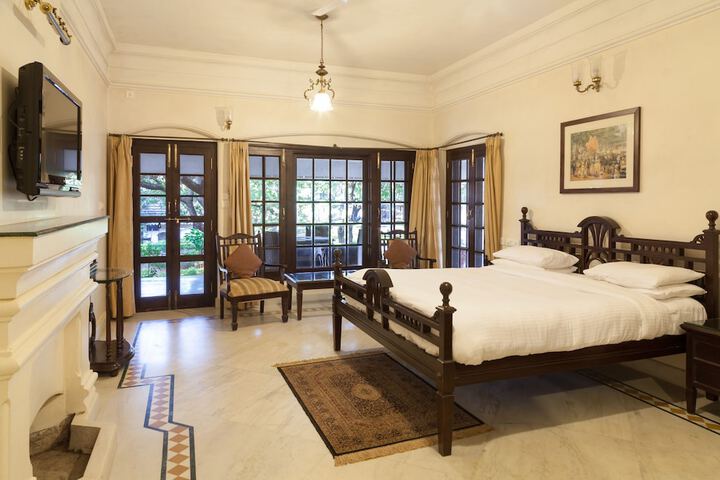 Room 10 of 45