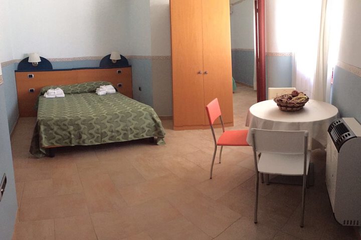 Room 19 of 27