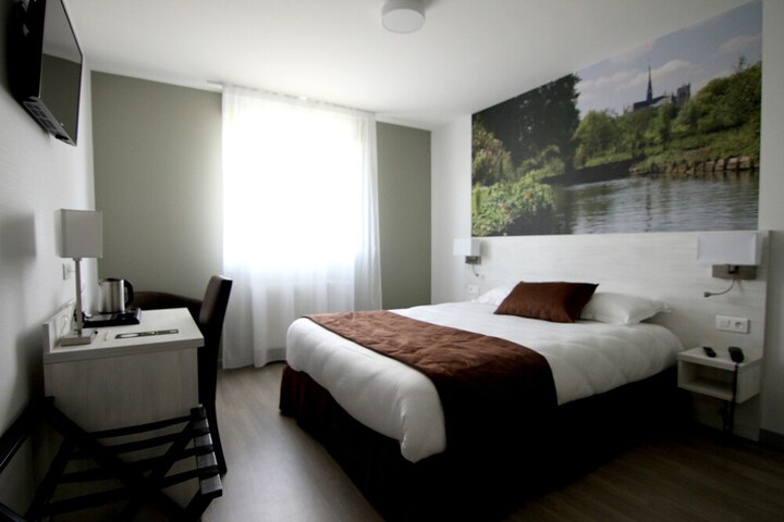 Room 15 of 62