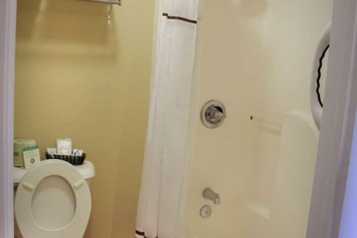 Room 14 of 79