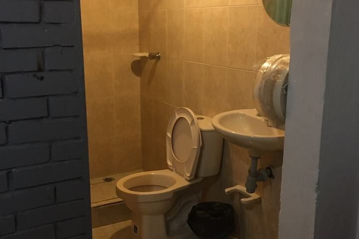 Room 15 of 17