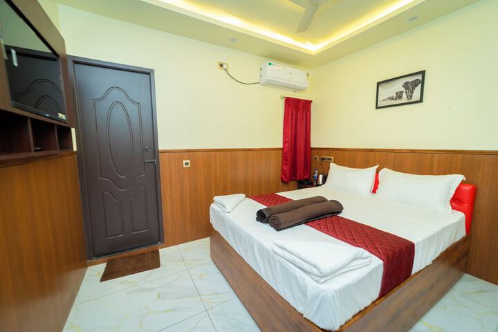 Room 6 of 20