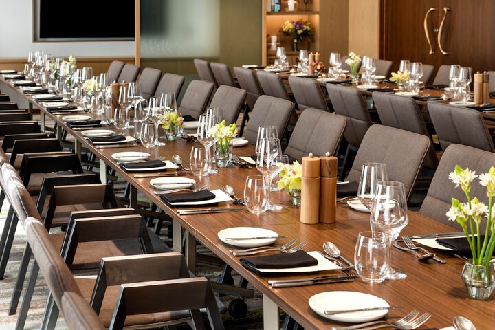 Ballroom/Hall 126 of 179