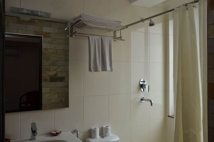 Room 20 of 64