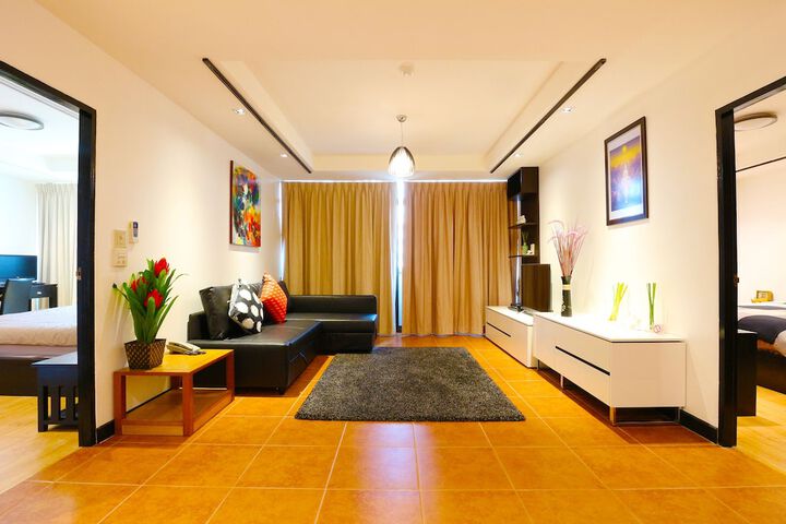 Room 18 of 46