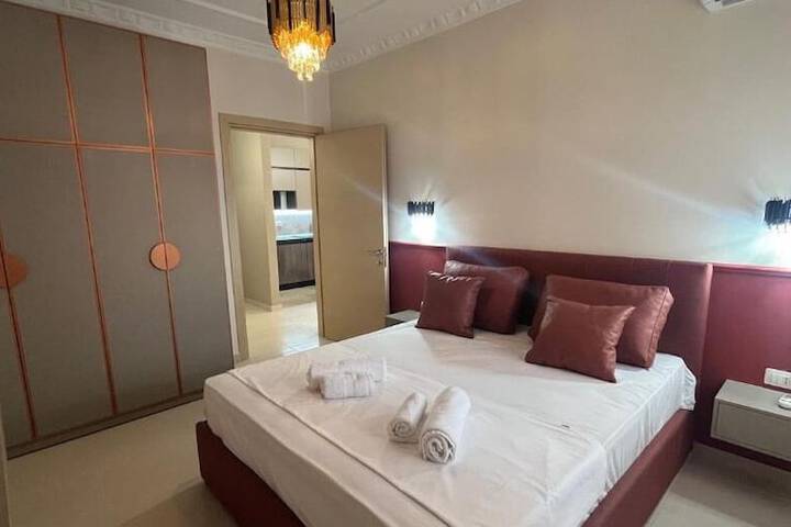 Room 13 of 95