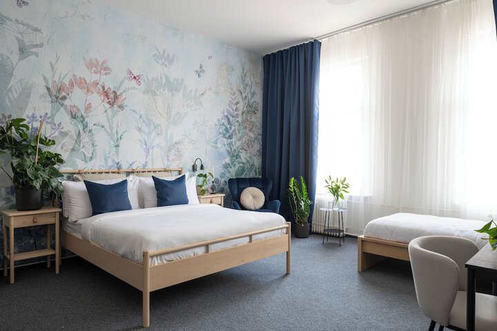 Room 29 of 37