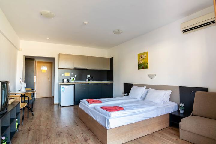 Room 15 of 54