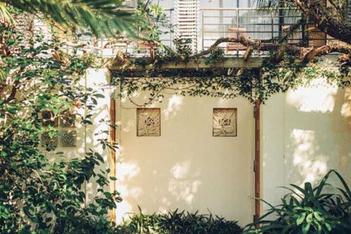 Room 15 of 73