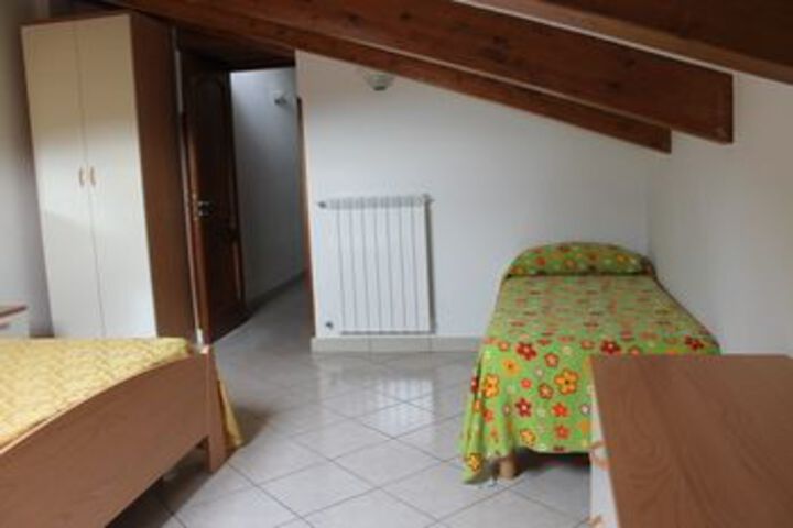 Room 70 of 256
